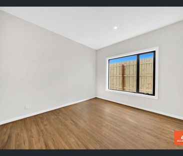 Modern Family Home with Dual Ensuites - Photo 4