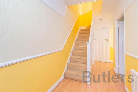 3 bedroom terraced house to rent - Photo 3