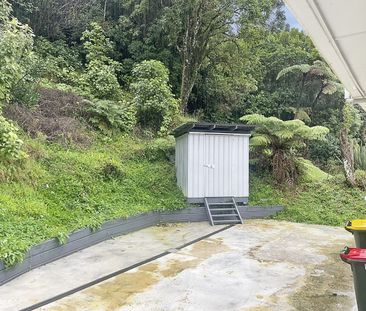 Family Living - Photo 4