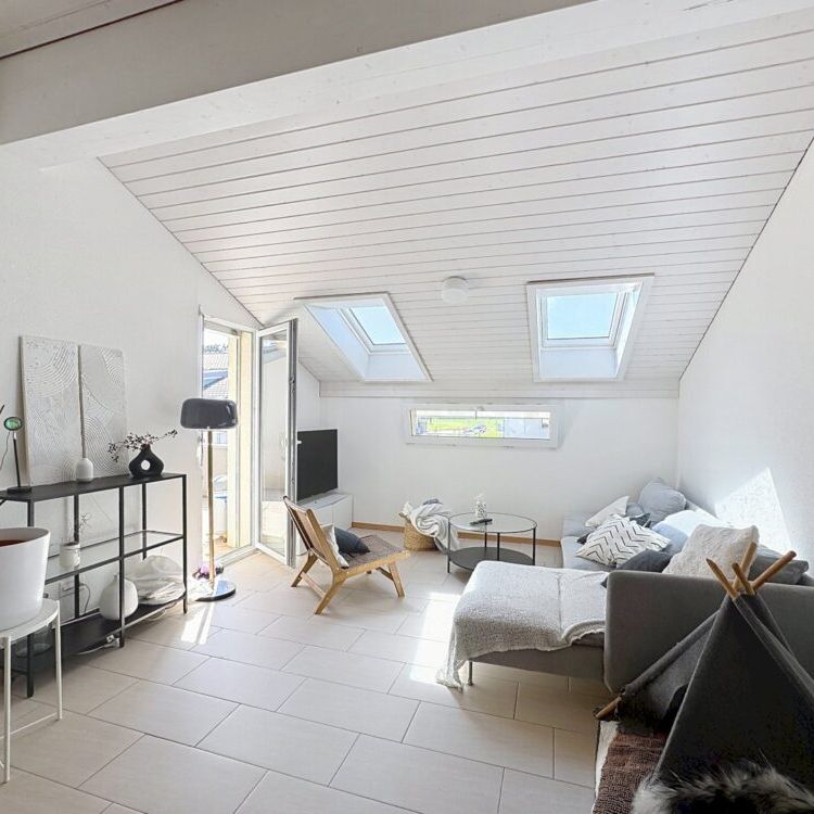 Joli appartement de 2,5 pces au 2ème étage avec balcon - Photo 1