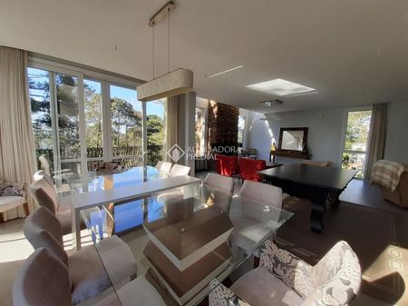 Casa em Condomínio com 5 quartos e 480m² para alugar em Centro, Canela. - Photo 2