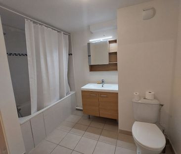 Location Appartement 1 pièce 40m² BESANCON 25000 - Photo 2