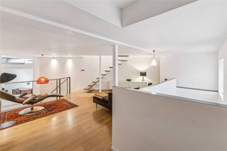 Penzance Place, London, W11 flat to rent - Photo 3