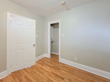 For Lease - 38 Olive Avenue Unit# Main, Oshawa, Ontario - Photo 4