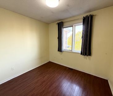 For Lease - 55 Ravenscliffe Court, Brampton, Ontario - Photo 2