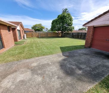 Great Family Home - Photo 2