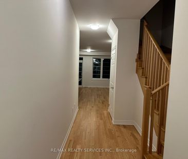 For Lease - 93 Air Dancer Crescent, Oshawa, Ontario - Photo 2