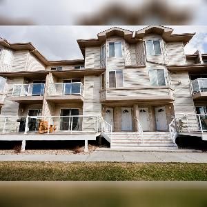 2 Bed 2 Bath Balcony Bisset SE Edmonton - Photo 1