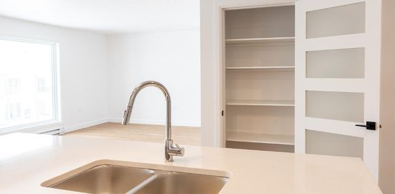 ✨ 4 ½ style condo haut de gamme – Warwick – Disponible maintenant ✨ - Photo 2