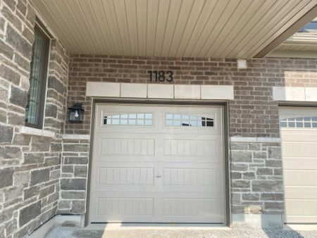 For Lease - 1183 Milland Drive, Oakville, Ontario - Photo 3