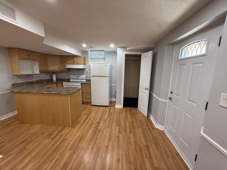 For Lease - 54 Castlepoint Drive Unit# LOWER, Vaughan, Ontario - Photo 5