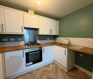 2 bedroom ground floor flat to rent - Photo 6