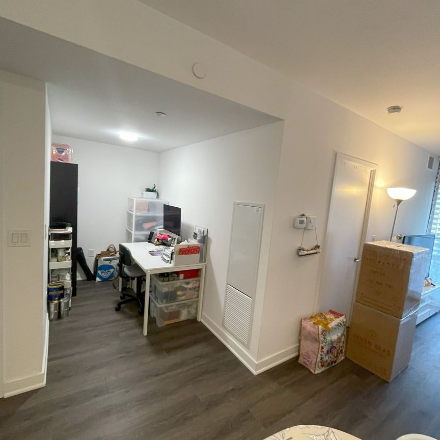 For Lease - 11 Wellesley Street Unit# 903, Toronto, Ontario - Photo 1