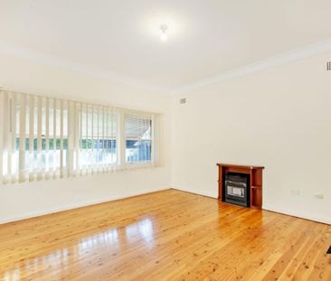 12 Miller Street, Kingsgrove NSW 2208 - House For Rent | Domain - Photo 2