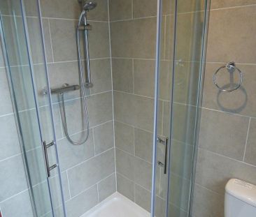 1 bedroom semi-detached house to rent - Photo 5