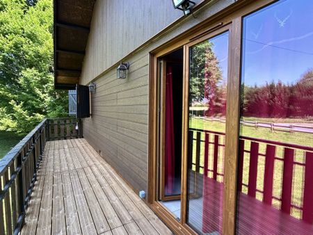 Location Chalet 6 pièces 107 m2 à Taintrux - Photo 5