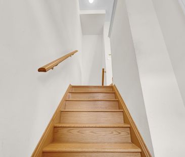 For Lease - 39 Sea Drifter Crescent, Brampton, Ontario - Photo 2