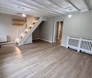 2 bedroom terraced house to rent - Photo 3
