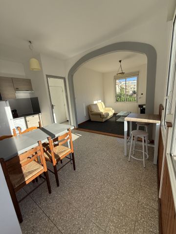 Location Appartement 2 pièces 39m² PERPIGNAN 66000 - Photo 2