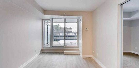 IN TIME FOR SUMMER 2 BEDS 2 BATHS WITH TERRACE PARKING INCLD - Photo 2