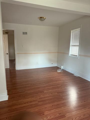 For Lease - 270 Verdun Road Unit# Main, Oshawa, Ontario - Photo 2