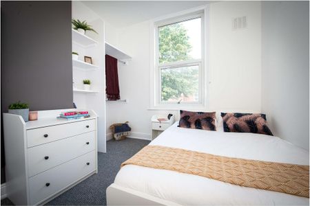 1 bedroom in a house share to rent - Photo 3