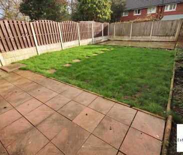 3 Bedroom House - Mid Terrace To Let - Photo 5