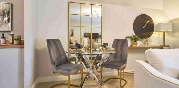 1 bedroom retirement property to rent - Photo 2