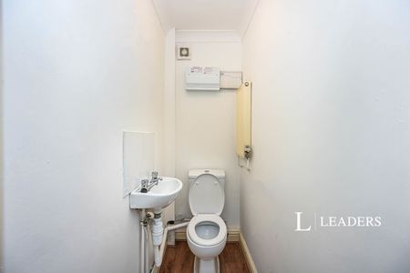 2 bedroom house to rent Bolton Road, Ashton-In-Makerfield, Wigan, WN4 - Photo 5