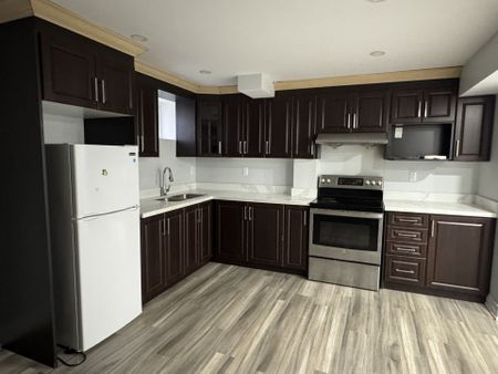 For Lease - 1181 Stire Street Unit# Bsmt, Oshawa, Ontario - Photo 2