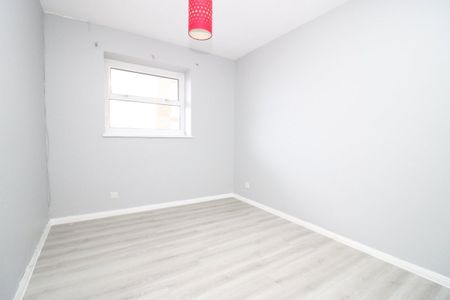 Kingsway, HOVE - Photo 2