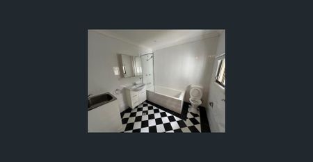 STUDIO APARTMENT IN THE HEART OF PETERSHAM - Photo 5