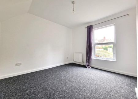 4 bedroom terraced house to rent - Photo 3