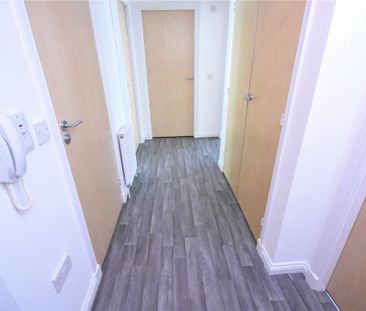 2 bedroom flat to rent - Photo 5