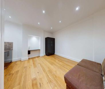 Studio to rent - Photo 6