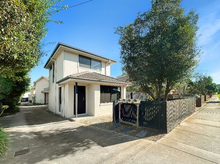1/19 Mclean Street, Brunswick West VIC 3055 - Photo 5
