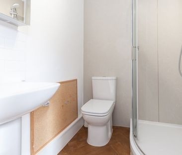 New High Street, Headington - Photo 5