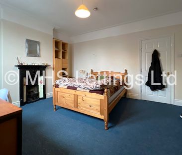 6 Bedroom Mid Terraced House for rent in Ash Road - Photo 2