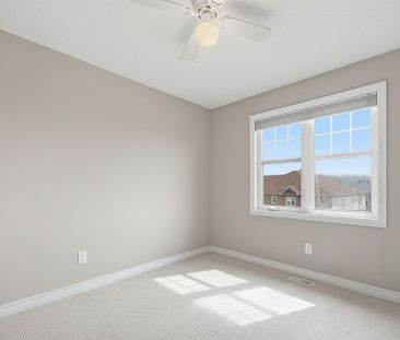 For Lease - 632 Lauraleaf Crescent, Barrhaven, Ontario - Photo 5