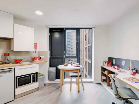 Gold Studio - Photo 3