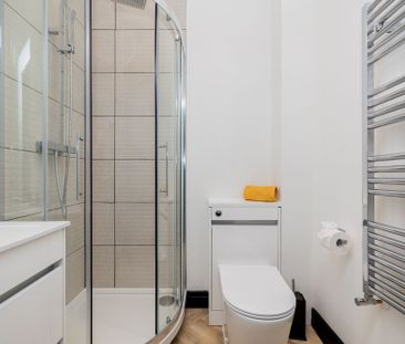 Crown House, Nuneaton, CV11 4BX - Photo 5