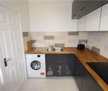 Trinity Court, Hinckley, Leicestershire, LE10 - Photo 5