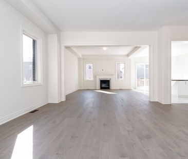 For Lease - 15 Monticola Avenue, Richmond Hill, Ontario - Photo 3