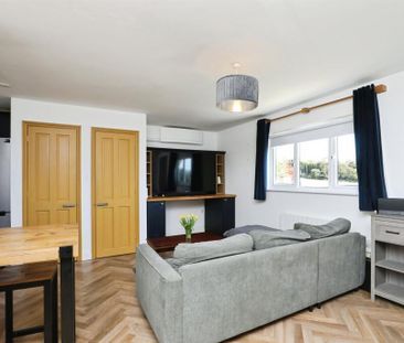 Meadow Rise, South Creake - Photo 3