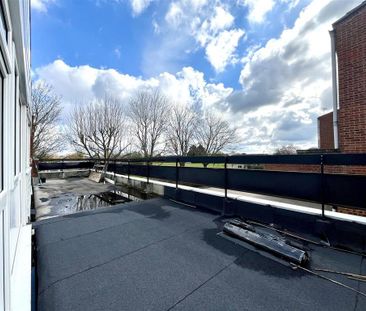 2 bedroom maisonette to rent - Photo 6