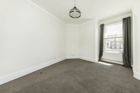 Wakeman Road, NW10, London - Photo 2