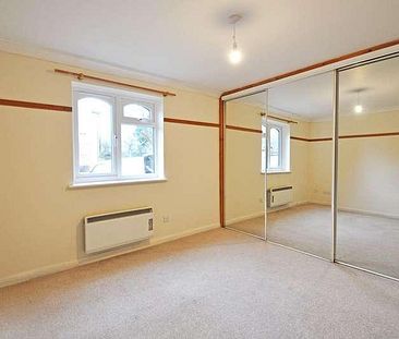 Corfe Place, Maidenhead, Berkshire, SL6 - Photo 2