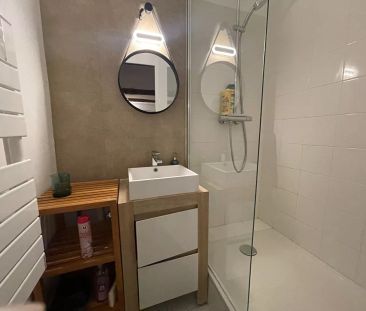 A LOUER - AIX CENTRE VILLE - MAGNIFIQUE T2 MEUBLE - Photo 1