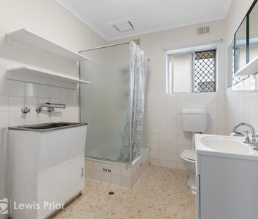 Affordable & Convenient Location - Photo 4