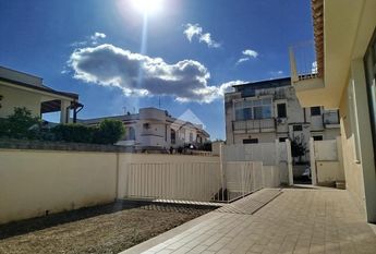 Porzione di bifamiliare in affitto